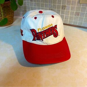 Vintage Florida Panthers leather Snapback NHL Modern made USA trucker ball cap